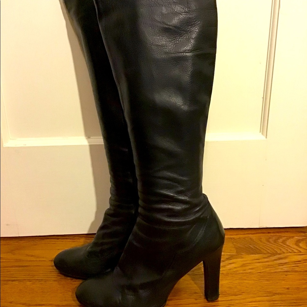 Marc Jacobs Leather Knee High Heeled Boots w/ Rounded Toe